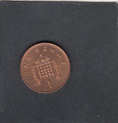 Beschrijving: 1 Pence ELIZABETH II